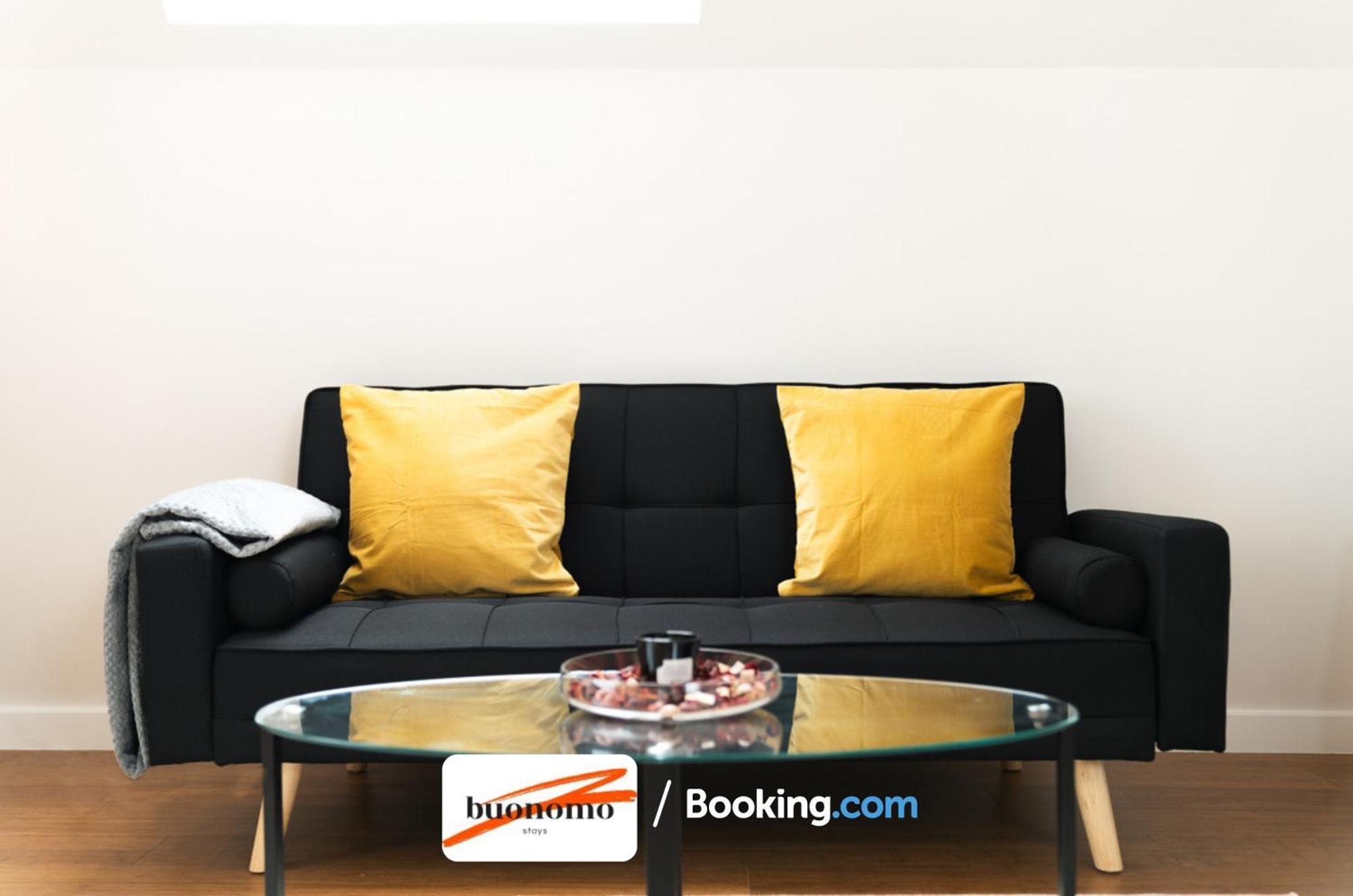 Two Bedroom Apartment At Buonomo Stays Short Lets & Serviced Accommodation London Exterior foto