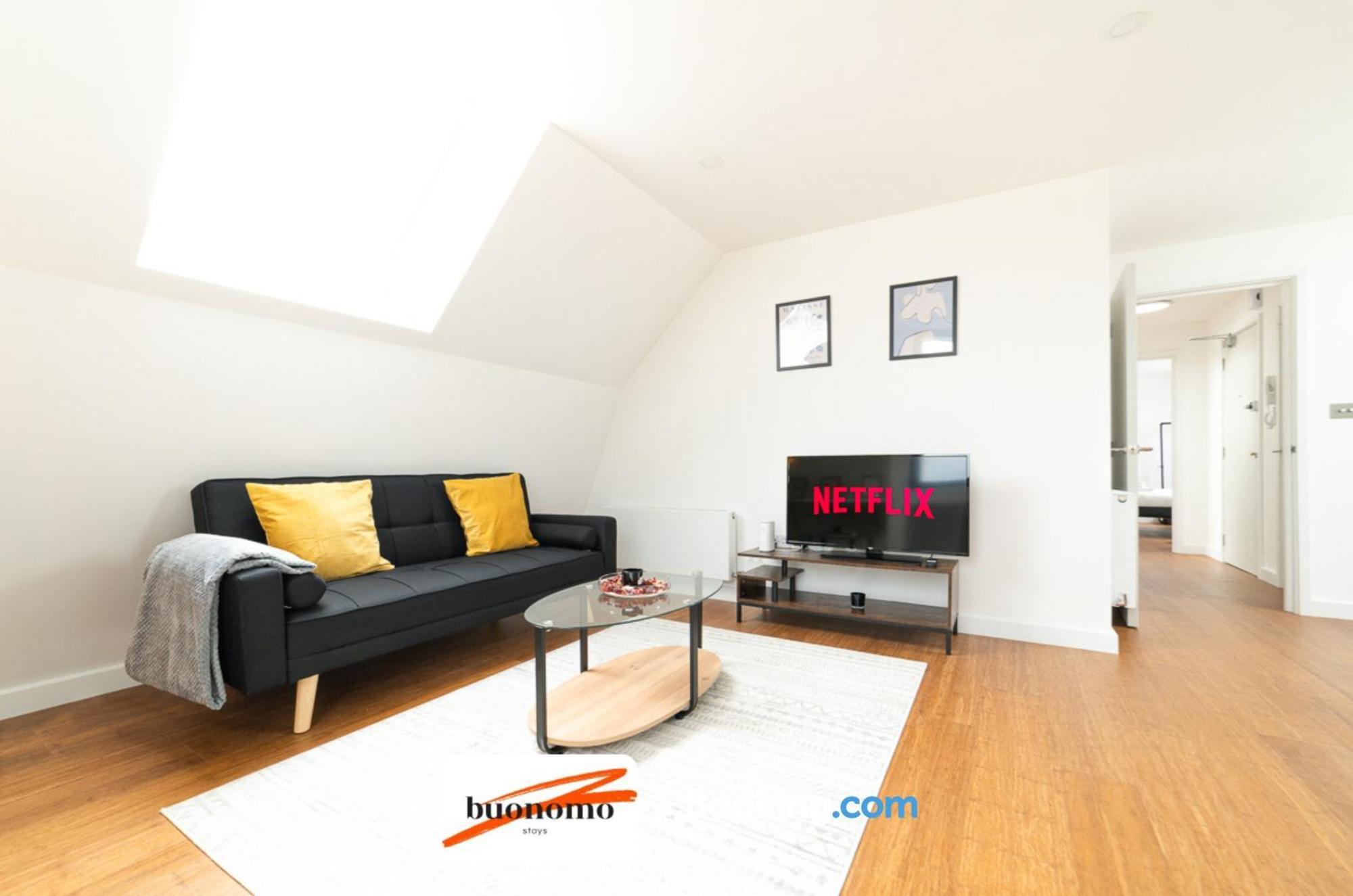 Two Bedroom Apartment At Buonomo Stays Short Lets & Serviced Accommodation London Exterior foto